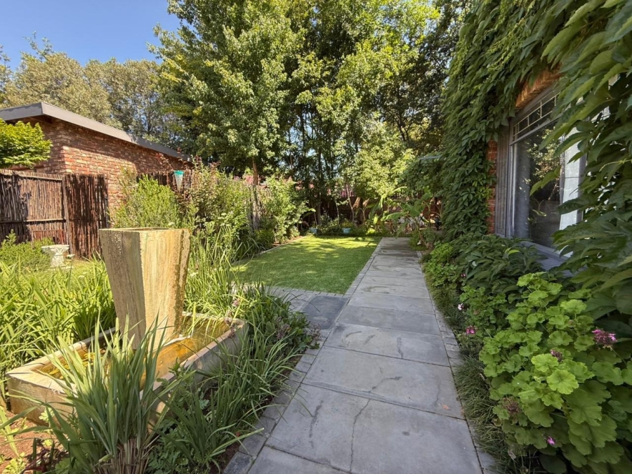 7 Bedroom Property for Sale in Van Der Hoff Park North West